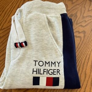 Tommy Hilfiger Sweats, Sz Junior XL(20)
